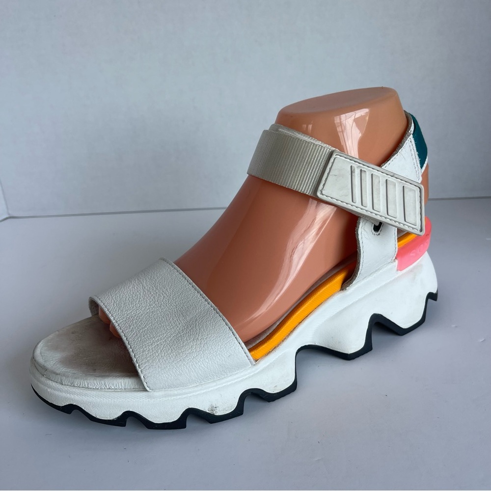 Sorel White and Black Sandals